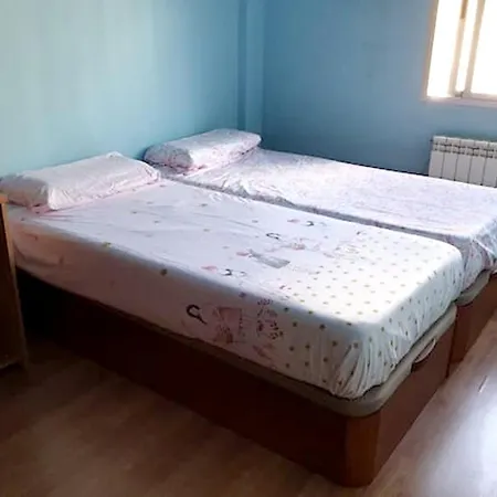 With 2 Bedrooms In With Wifi *