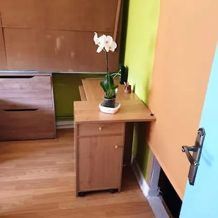 Appartement With 2 Bedrooms In With Wifi